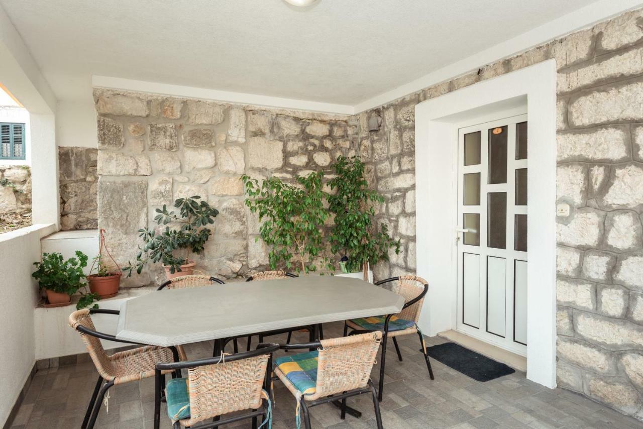 Apartmani Srsen Blace Bagian luar foto
